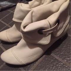 春 ブーツのサムネイル