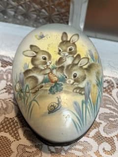 アンティーク缶　ウサギのサムネイル
