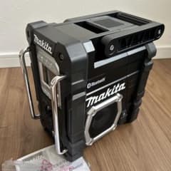 Makita MR108B Bluetoothラジオのサムネイル