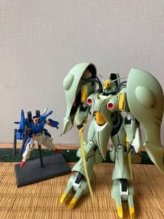 クインマンサ＆ZZガンダムのサムネイル