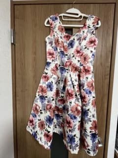【美品】31 Sons de mode 花柄ノースリーブワンピースのサムネイル