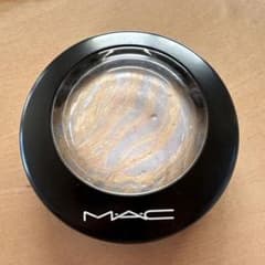 MAC ミネラライズ スキンフィニッシュ ライトスカペード フェイスパウダーのサムネイル