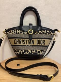 f*様 CHRISTIAN DIOR ノベルティショルダーバッグ f*様 CHRISTIAN DIOR ノベルティショルダーバッグ - メルカリ