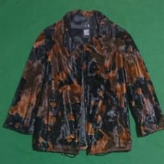 毛皮ジャケットのサムネイル