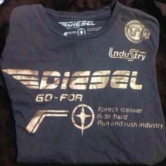 DIESEL.Tシャツのサムネイル