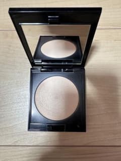 addiction フェイスパウダーのサムネイル