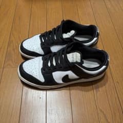 NIKE DUNK LOW Black Whiteのサムネイル