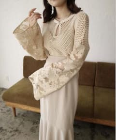 acka  flare sleeve ami topsのサムネイル