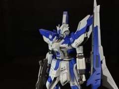 HGHi-νガンダムヴレイヴ　塗装完成品のサムネイル