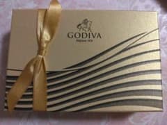 GODIVAハート オブ　ゴールド　コレクション7粒入　紙袋付のサムネイル