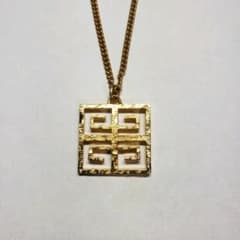 [早い者勝ちセール中]GIVENCHY 4G NECKLACEのサムネイル