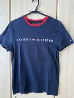 TOMMY HILFIGER トミーヒルフィガー　Tシャツのサムネイル