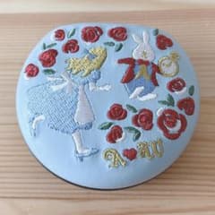 美品！刺繍 小物入れ＆ジュエリーボックス アリス 可愛いのサムネイル