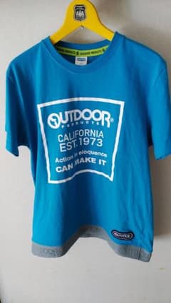 新品  OUTDOOR Tシャツのサムネイル