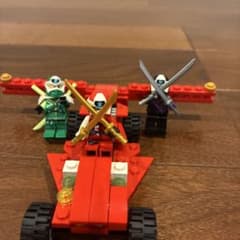 LEGOニンジャゴー　赤黒緑のサムネイル