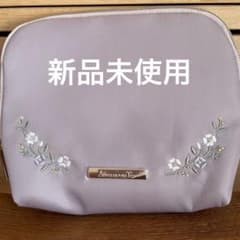 【新品未使用】フラワー刺繍ティッシュポーチ　アフタヌーンティーのサムネイル