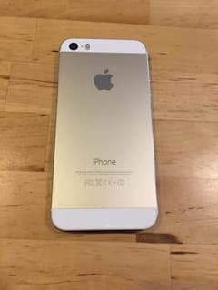 iPhone 5s Gold 64 GB docomoのサムネイル