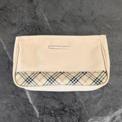 BURBERRY ノバチェック ポーチ クラシックチェック ベージュ 24cm BURBERRY ポーチ ノバチェック ベージュ - メルカリ