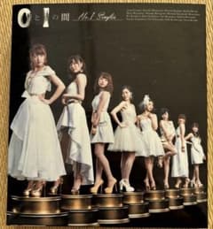 0と1の間(No.1 Singles)のサムネイル