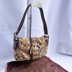 【良品】coach y2k signature buckle flap sohoのサムネイル