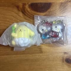 ポムポムプリン ハローキティ ミニフィギュア チャーム 2点セットのサムネイル
