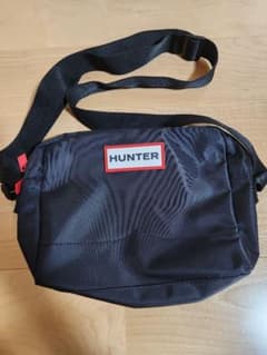 HUNTER ブラックショルダーバッグのサムネイル