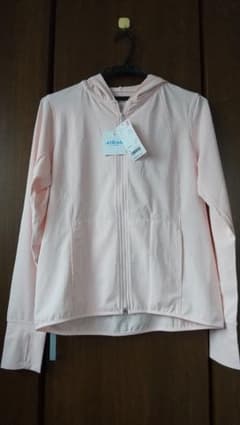 未使用ユニクロ　ＵＶカットメッシュパーカー　Ｌ　レディースのサムネイル