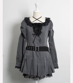 レースフリルプリーツミニワンピース pium - メルカリ