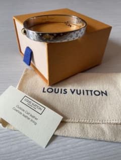 （美品）LOUIS VUITTON  カフ・ナノグラム　確実正規品のサムネイル