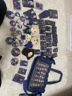 ツイステ ツイステッドワンダーランド ヴィル 痛バ ぬいぐるみ 缶