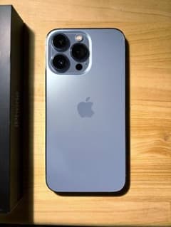 Apple iPhone 13 Pro 256GB シエラブルーのサムネイル