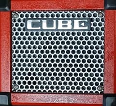 RED♡Roland MICRO CUBE GX ギターアンプのサムネイル