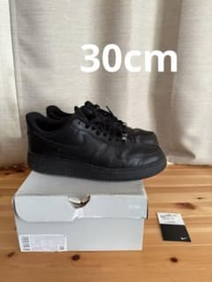 Nike Air Force 1 黒のサムネイル
