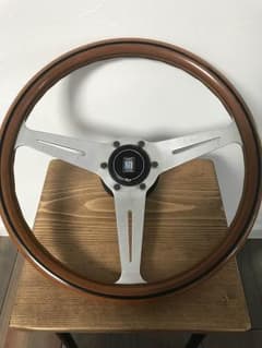 NARDI TORINO ハンドルのサムネイル