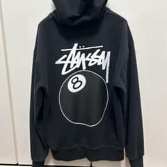 （クラマ 様専用）Stussy 8ボールプリント ブラックパーカー Mのサムネイル