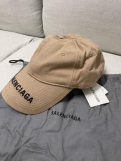 正規品BALENCIAGA ベースボールキャップ ベージュ - メルカリ