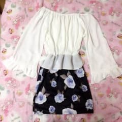 シフォンタイトワンピースのサムネイル