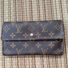 ダ*ド様 LOUIS VUITTON モノグラム 長財布のサムネイル