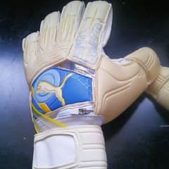 値下げ♪PUMA GKグローブのサムネイル