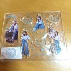 NiziU リオ アクリルスタンドキーホルダー〖NEW EvoNUtion〗 - メルカリ