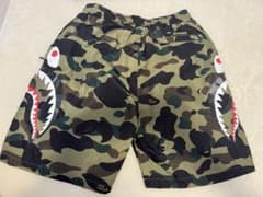 最終値下げ！A BATHING  APEのハーフパンツ♪のサムネイル