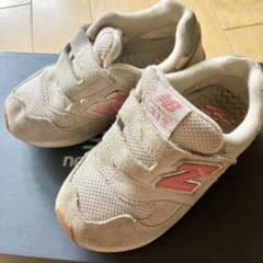 New Balance 313 キッズスニーカー ベージュ ピンク