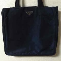 サクラさま専用  PRADA  バッグ  ショルダー  紺のサムネイル