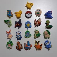 新品　ポケモン　サンダルアクセサリー　21個セット　クロックス　ジビッツのサムネイル