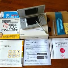 【ジャンク品】ニンテンドーDS Lite　充電器なし　ソフト付きのサムネイル