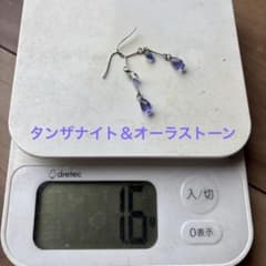 タンザナイトドロップ型ストーン フックピアスのサムネイル