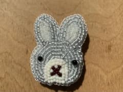 ビーズブローチ(うさぎ)のサムネイル