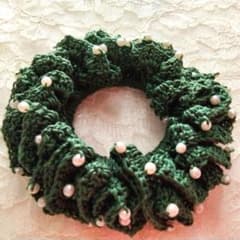 ハンドメイド かぎ針編みシュシュ パールビーズ編み込みのサムネイル