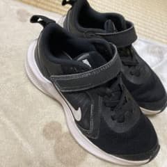 ナイキ　キッズ　スニーカーのサムネイル