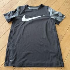 Nikeシャツのサムネイル